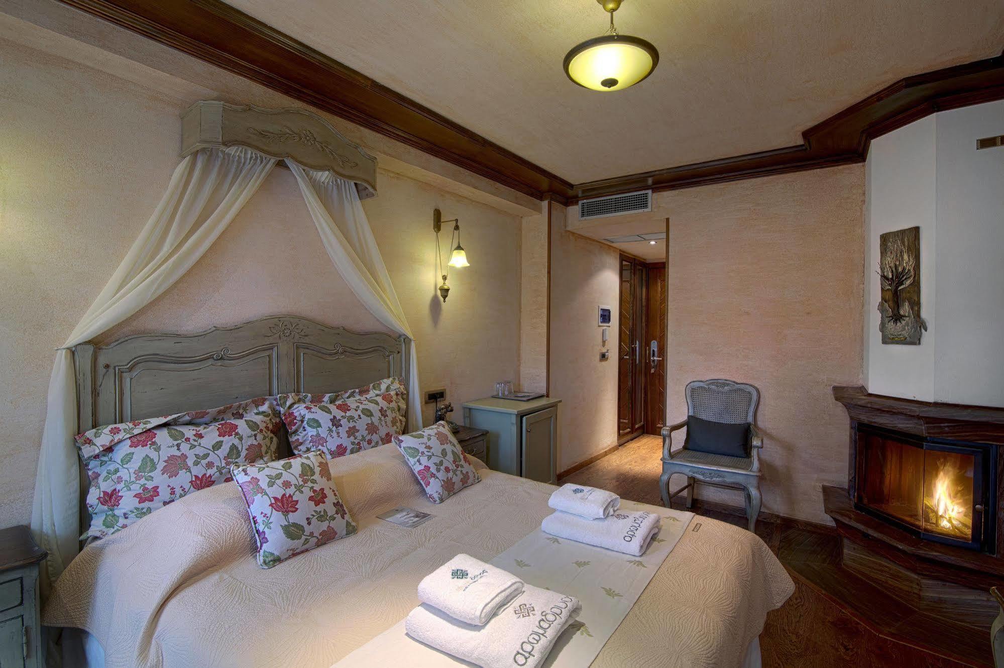 Aroma Dryos Spa & Eco Hotel Metsovo Exterior photo